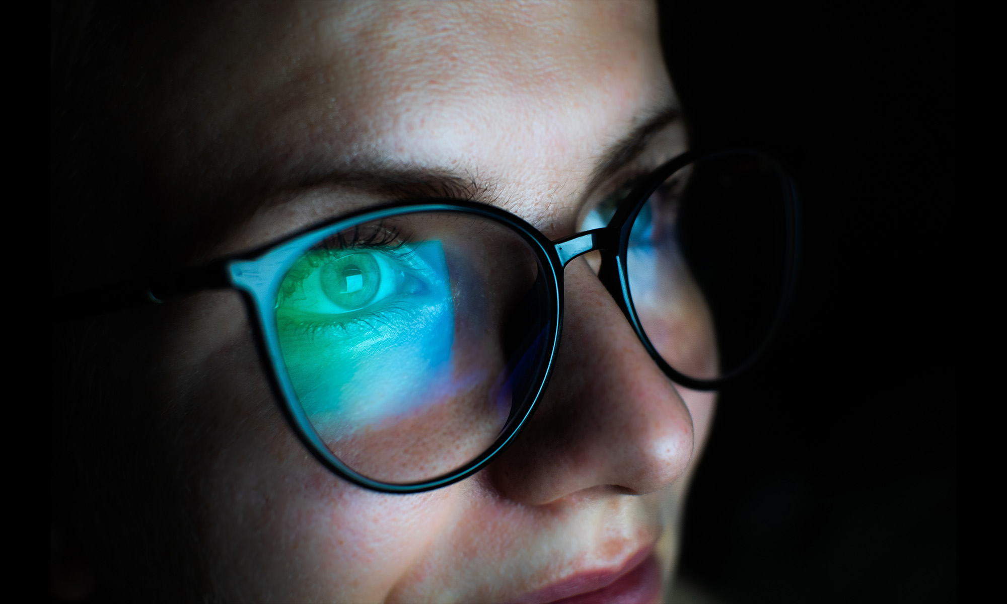 How Do Glasses Improve Night Driving?