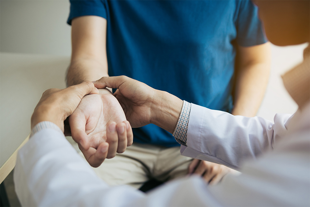 How to Choose the Right Orthopedic Surgeon for Your Needs