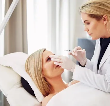 How to Prepare for Your First Visit to a Dermatologist